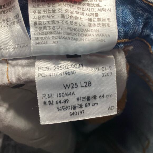 Levi's Premium 501 Light Wash Button Fly Distressed Jeans Women's size 25 - Picture 14 of 15